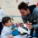 Gera Zoltán - Fradista "Őrzőket" avatott a Tűzoltó utcai Gyermekklinika