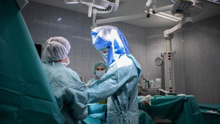 Bevált az első magyar ortopéd robotasszisztens