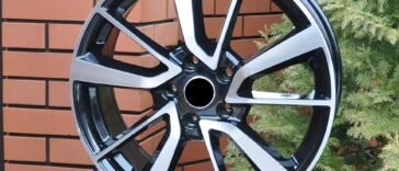 Lemezfelni és Nissan alufelni